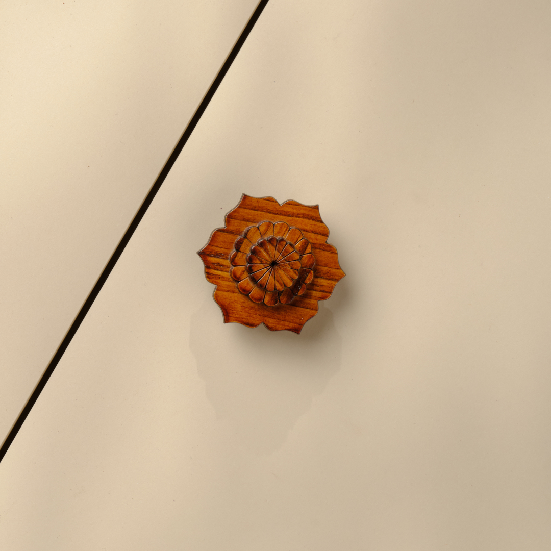 Dharayati – Zephyra