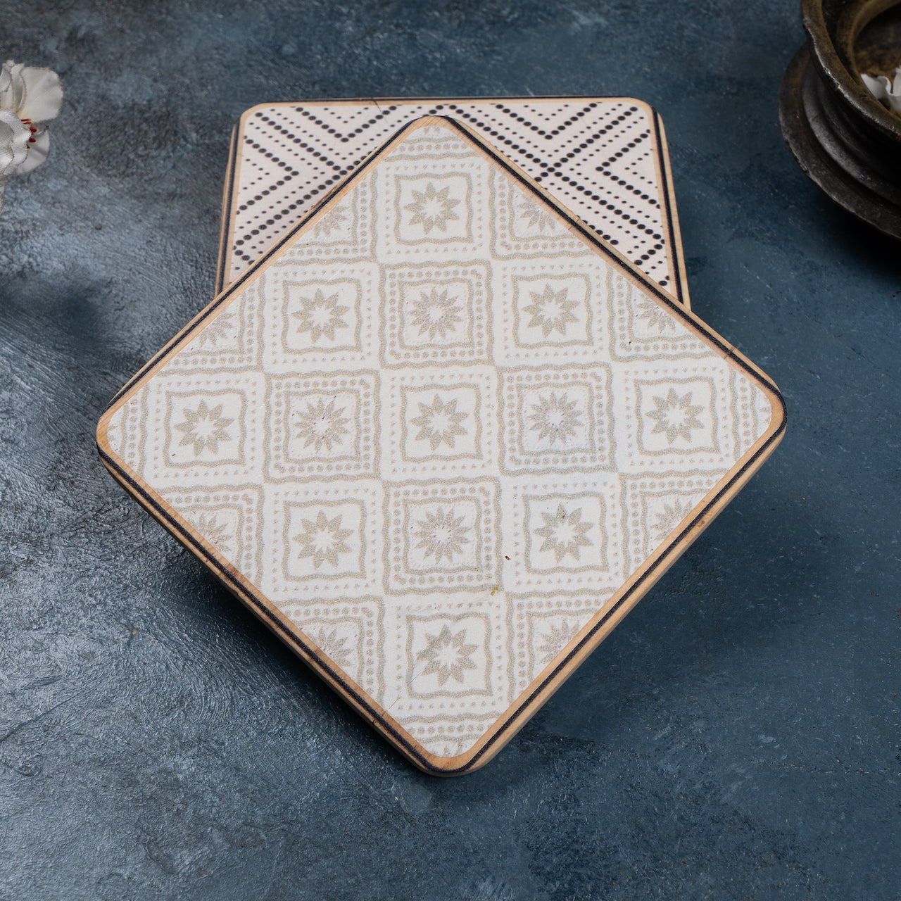 Suga - Bahubhuja Square (Assorted - Set of 4)