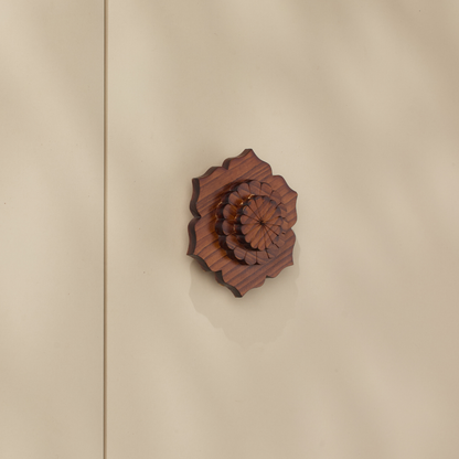 Dharayati – Zephyra
