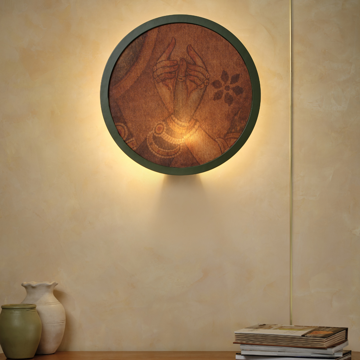 Aloka Chitra - Serene Gesture (50CM Dia)