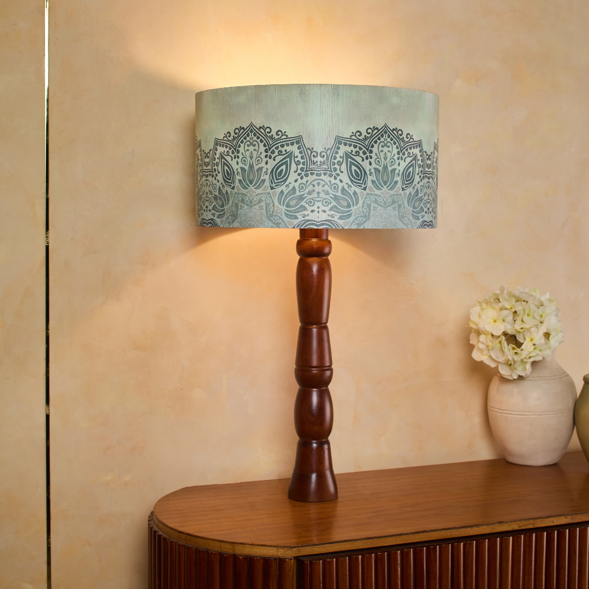 Sadvrtti Pidam - Silver Mandala