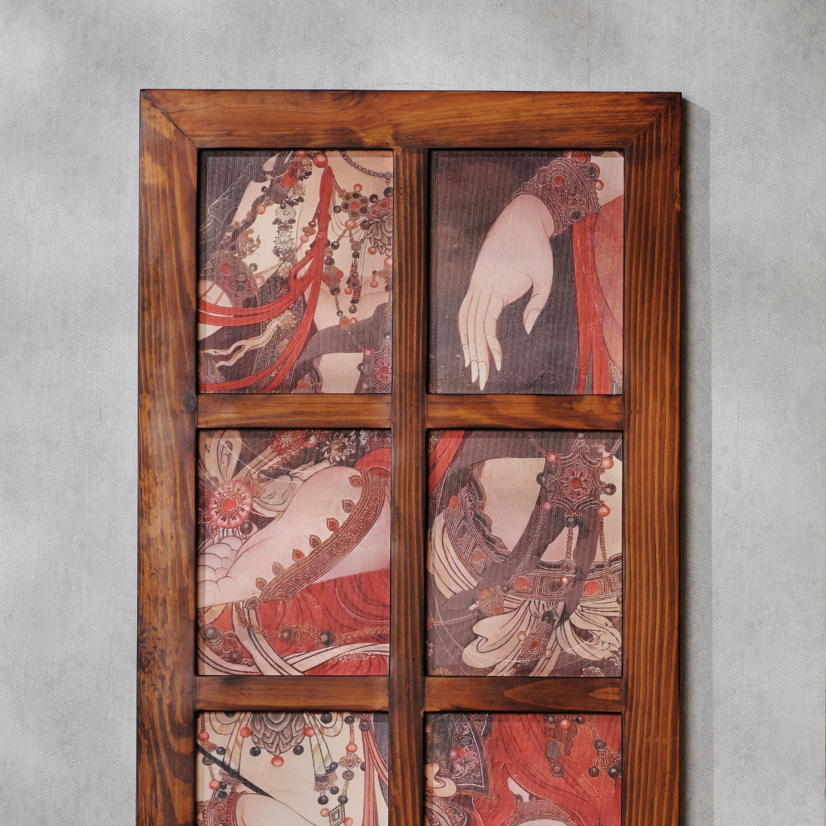 Urdhva Chitra – The Regal Grace